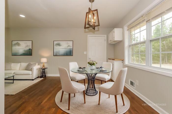 Building Photo - 195 Greenway Dr