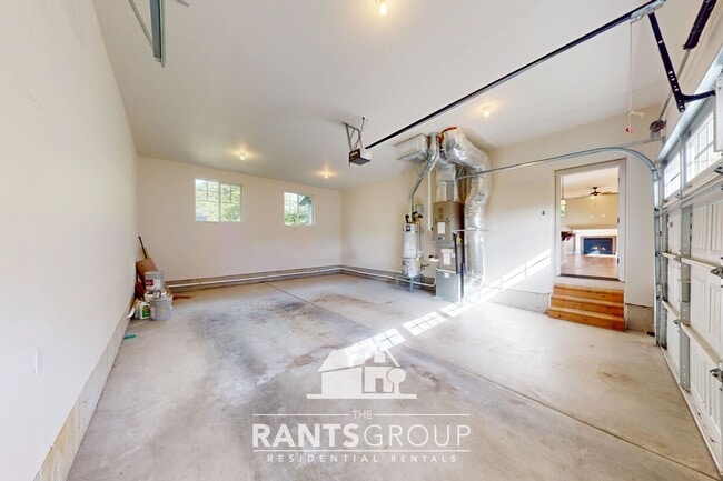 Building Photo - Stunning 4-Bedroom, 2.5 Bathroom Home on a...