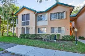 Building Photo - 9701 Westview Dr