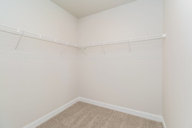 Building Photo - Beautiful 3BR 2.5BA Townhome w/ Full Appliance Kitchen • Garage Parking in Westerly Hills