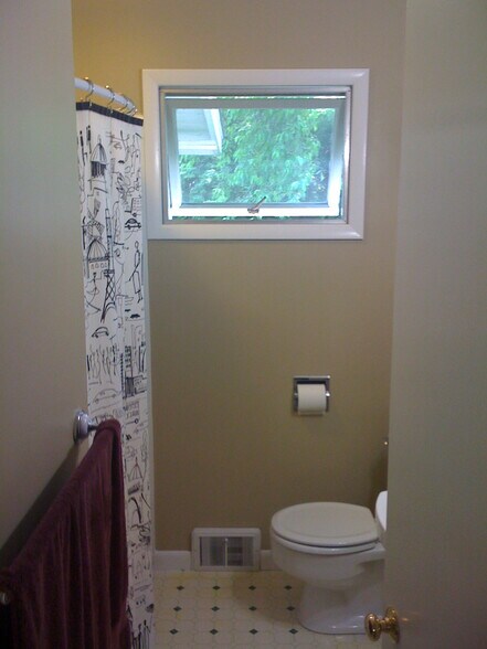 Bathroom - 44 Alder Lane