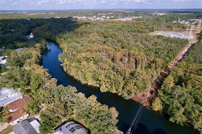 Building Photo - 1601 Riverhills Dr