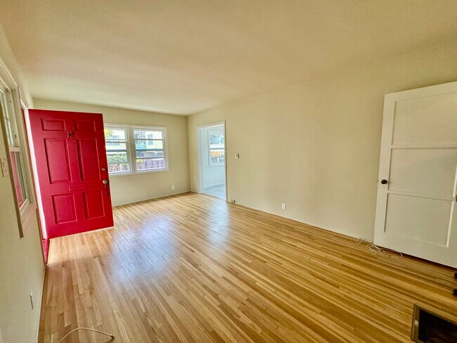Living Room - 1923 Talmadge St