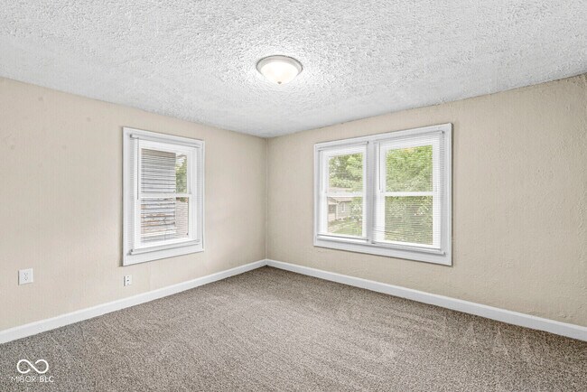 Building Photo - 4248 Carrollton Ave