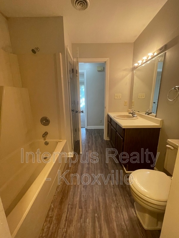 Building Photo - 119 Arcadia Ln