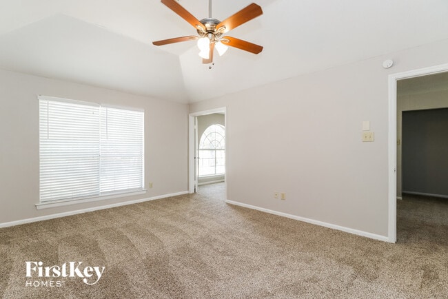 Building Photo - 4502 Natural Bridge Dr