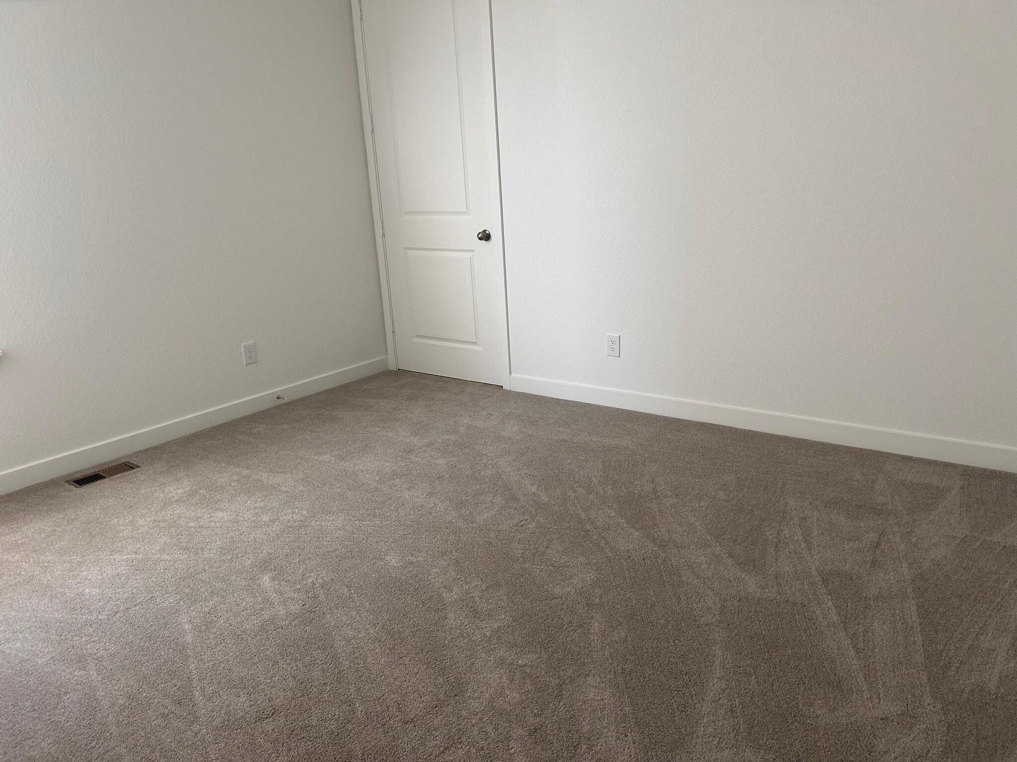 Building Photo - 13445 Starhawk Ln