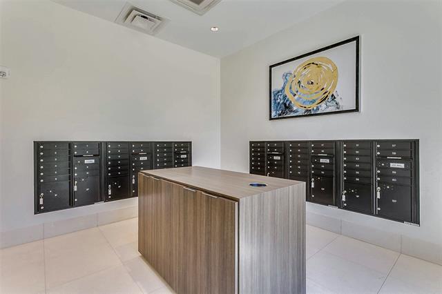 Building Photo - 2800 Lakeside Pky