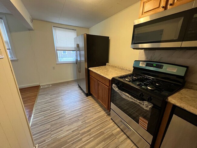 Building Photo - Beautiful 3-bed Single Family Home - Move-in Ready! (Clifton Heights)