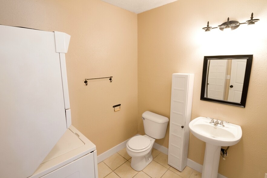 Bathroom - 300 E 400 S