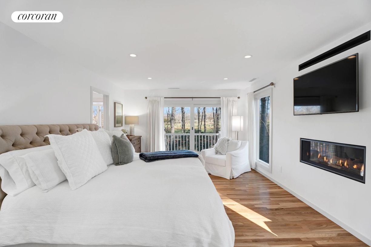 Building Photo - 2855 Deerfield Rd