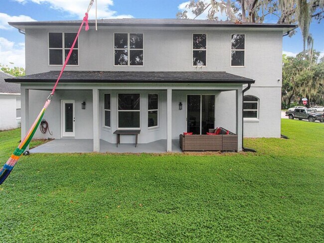 Building Photo - 687 Statenville Ct