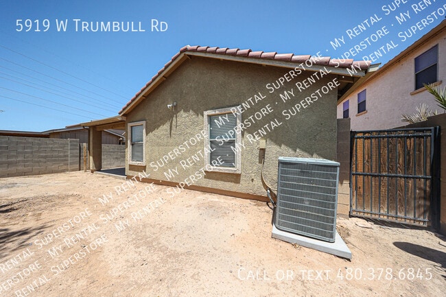 Building Photo - 5919 W Trumbull Rd