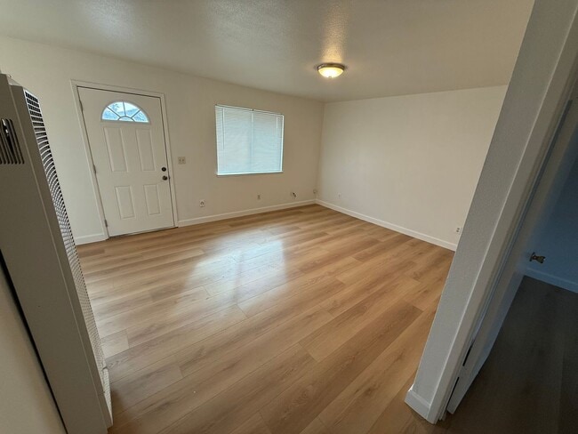 Building Photo - 11521 Poole St