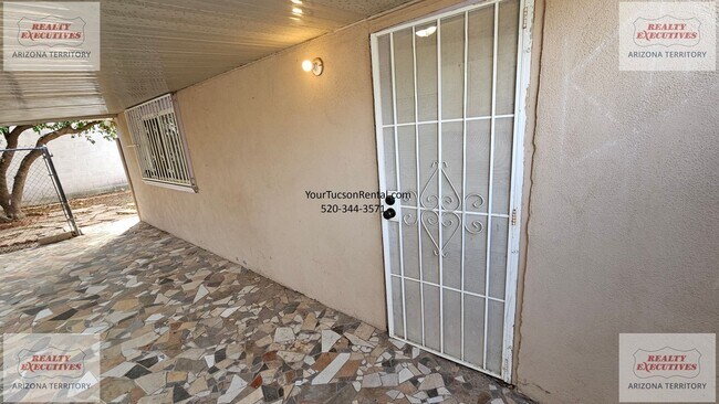 Building Photo - Greenlee