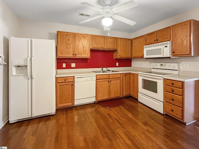 Building Photo - 531 Glenlea Ln