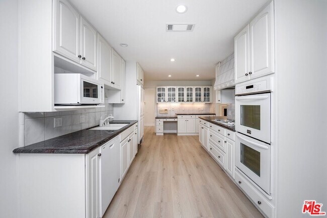 Building Photo - 7144 Deveron Ridge Rd