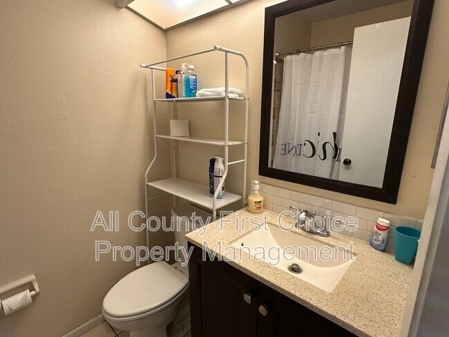 Building Photo - 7315 Parkside Villas Dr