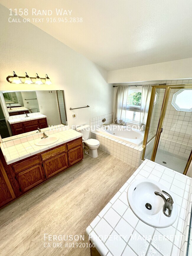 Building Photo - 1158 Rand Way
