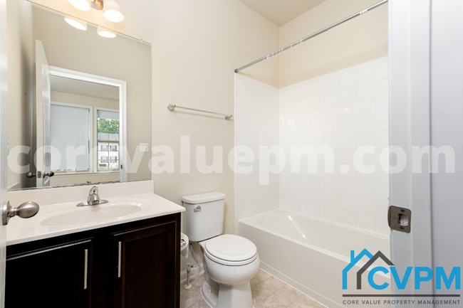 Building Photo - 1216 Acorn Ln