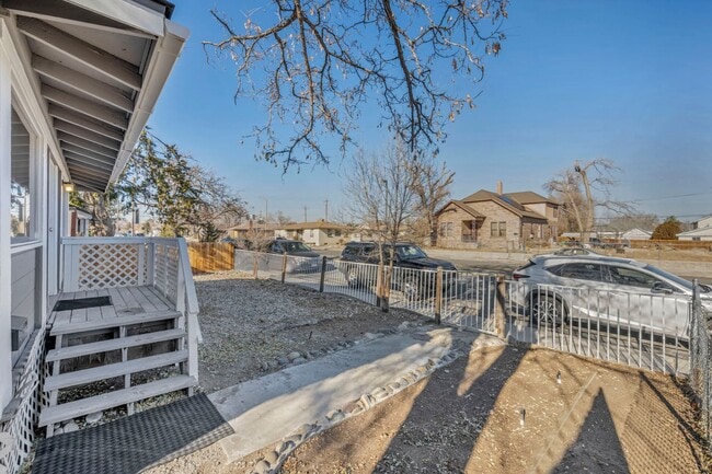 Building Photo - 1637 C St