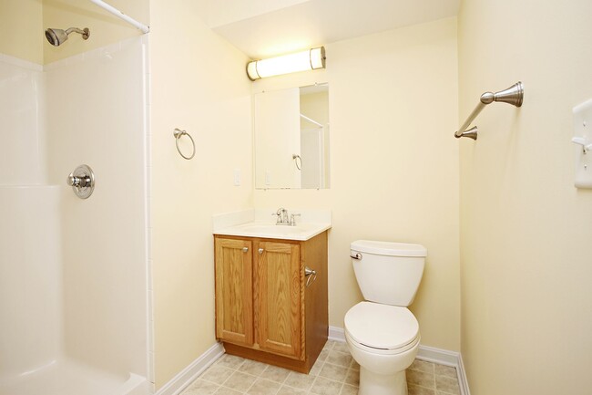 Building Photo - Pet-Friendly N.Albemarle Home on Over 2.5 ...