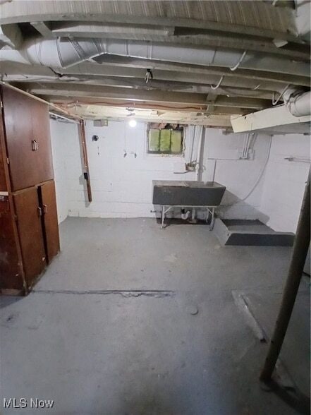 Building Photo - 300 Austin Ave NW