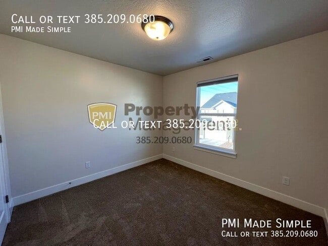 Building Photo - 291 W 590 N