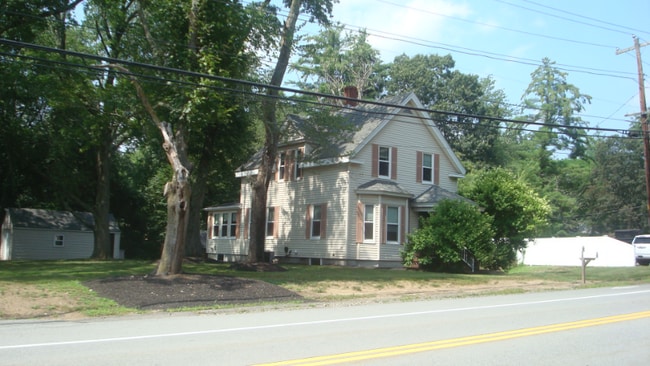 Primary Photo - 818 Amesbury Rd