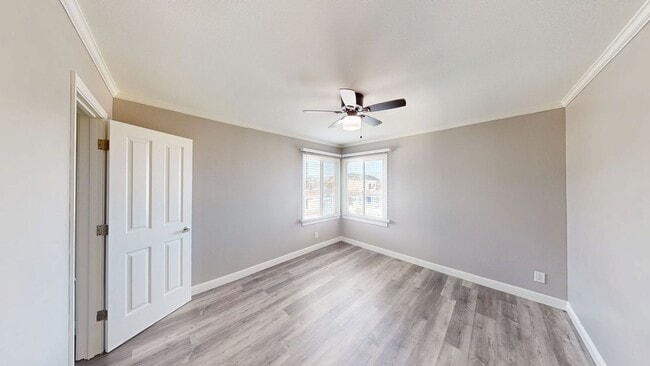 Building Photo - 501 Velasco Ave