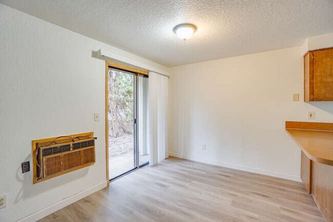 Interior Photo - Hidden Pines Apartments