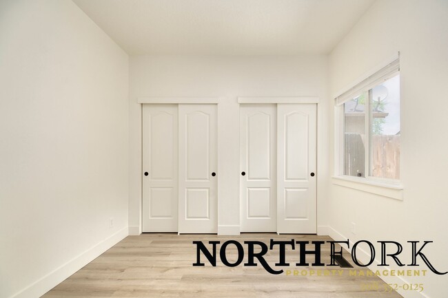 Building Photo - Beautiful 3-Bedroom Home in Desirable Namp...
