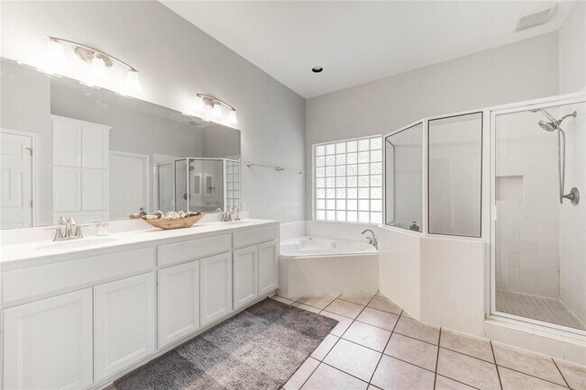Building Photo - 6219 Mound Airy Ct