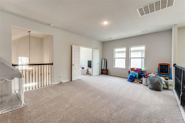 Building Photo - 333 Foxthorne Way