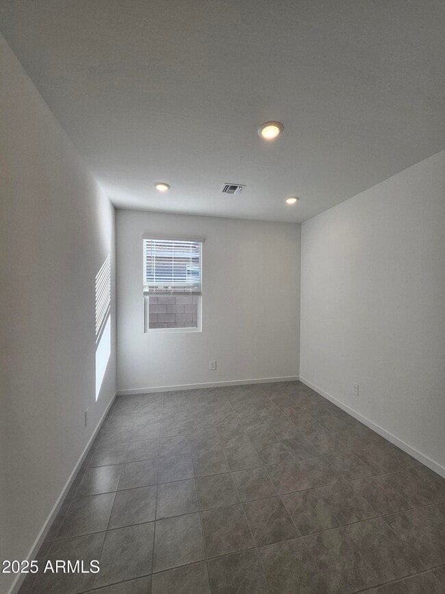 Building Photo - 3476 Ellie Trl