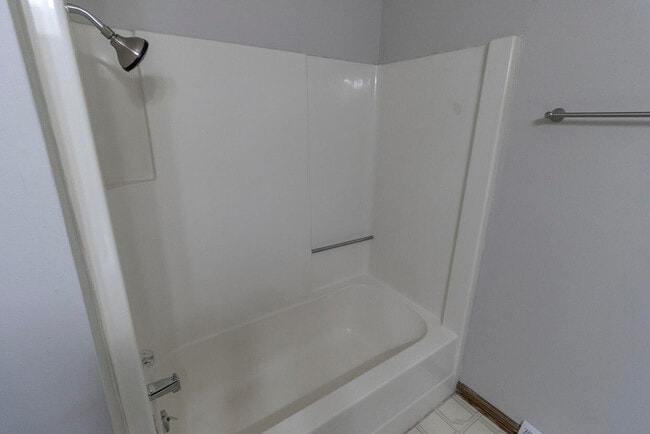 Building Photo - 4467 Santa Anna Dr