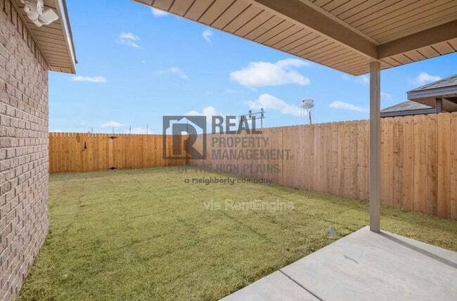 Building Photo - 7003 Athens St