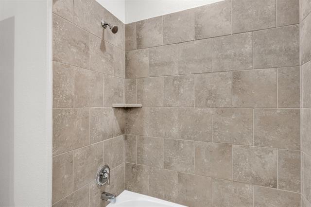 Building Photo - 2249 Barx Dr