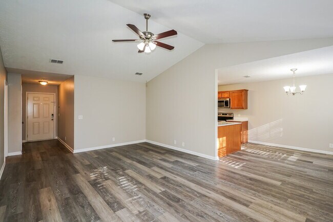 Building Photo - 849 Lavergne Ln