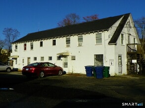 Building Photo - 85 Boston Post Rd