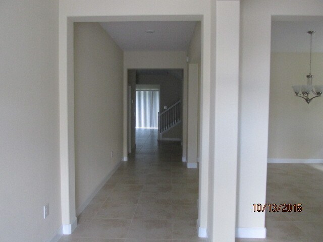 Building Photo - VALENCIA FLOOR PLAN, 4 BEDROOMS 3.5 BATHS ...