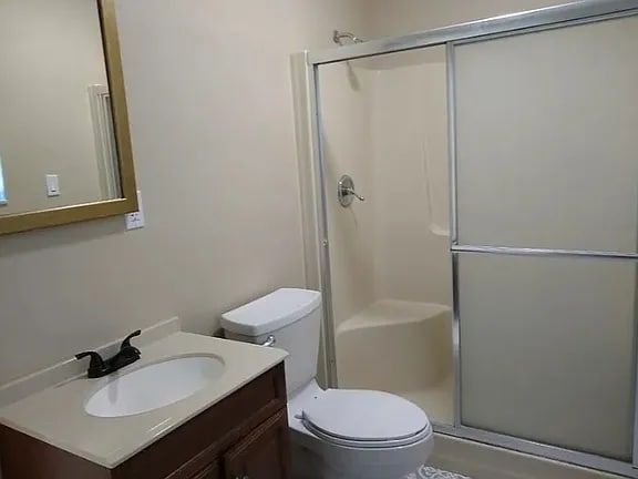 Building Photo - 294 SW Greenridge Ln