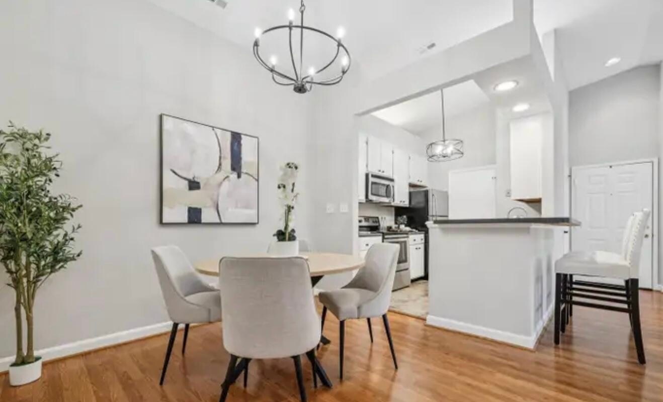 Building Photo - 13700 Modrad Way