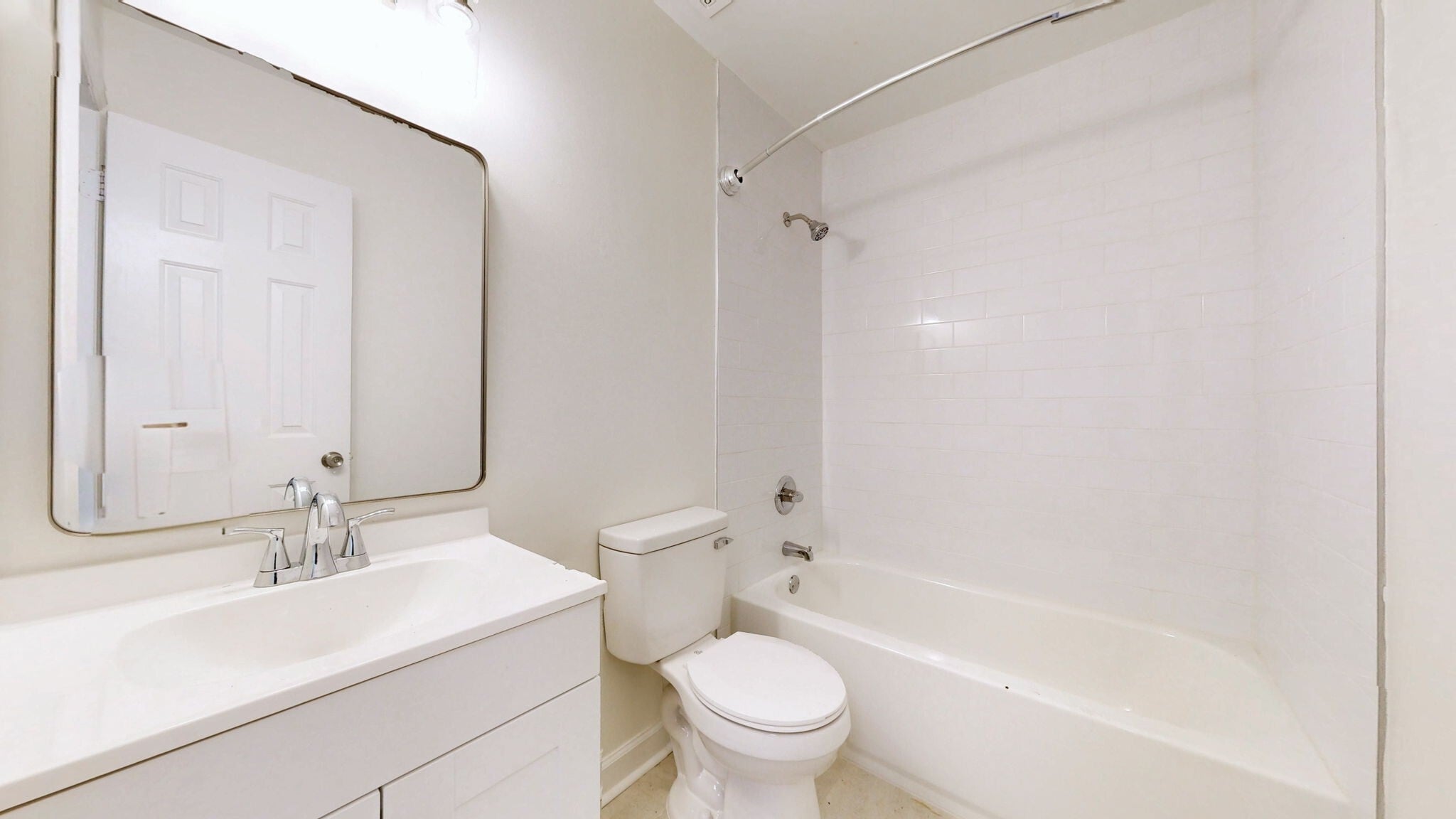 Bathroom - 206 Prince Ave