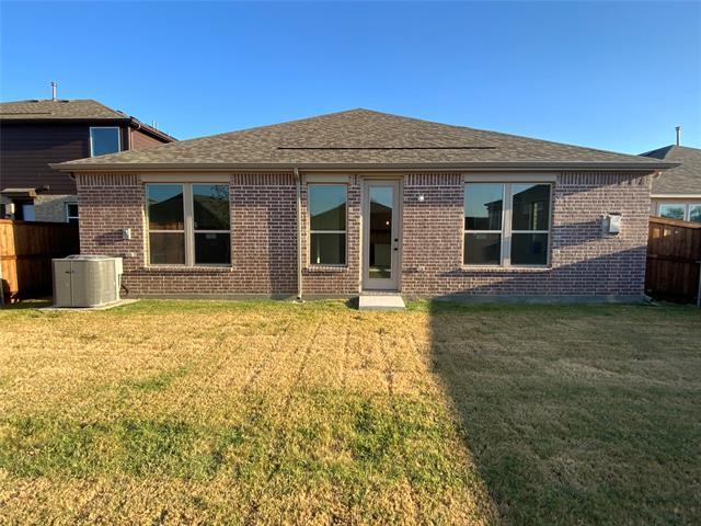 Building Photo - 917 Waggoner Dr