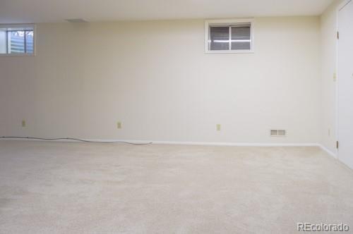 Building Photo - 1420 Ithaca Dr