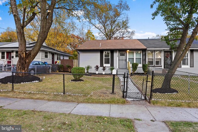 Building Photo - 8135 Allendale Dr