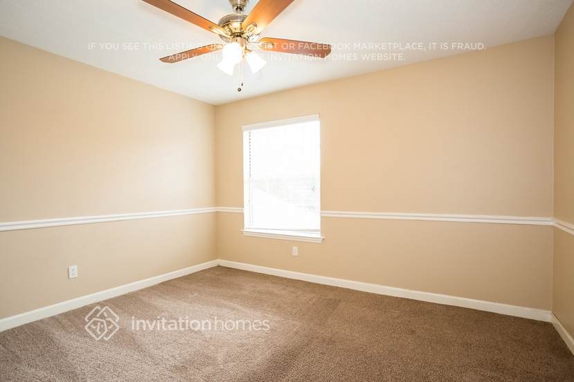 Building Photo - 2119 Autumn Cove Dr