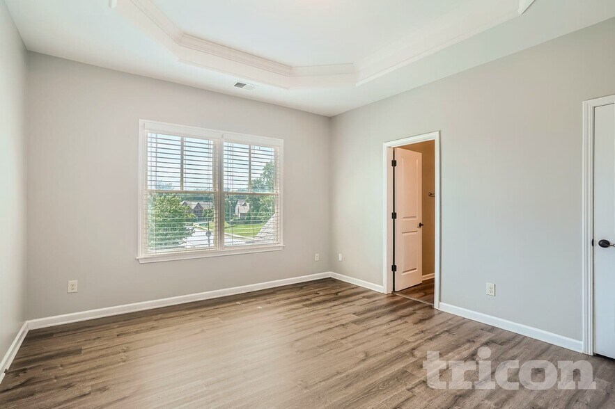 Building Photo - 1893 Skybrooke Ln