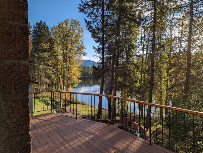 Building Photo - 134 Hanaford Rd